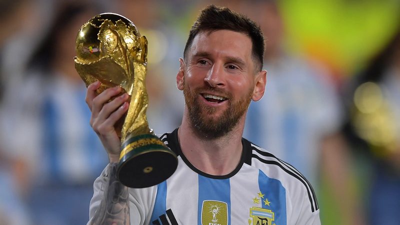 4. Lionel Messi - Hành Trình Vĩ Đại Tới Đỉnh Cao Của Bóng Đá